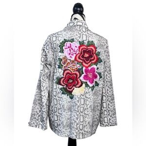 Avani Del Amour Sz M Floral Embroidered Boho 100% Cotton Snake Print Jacket